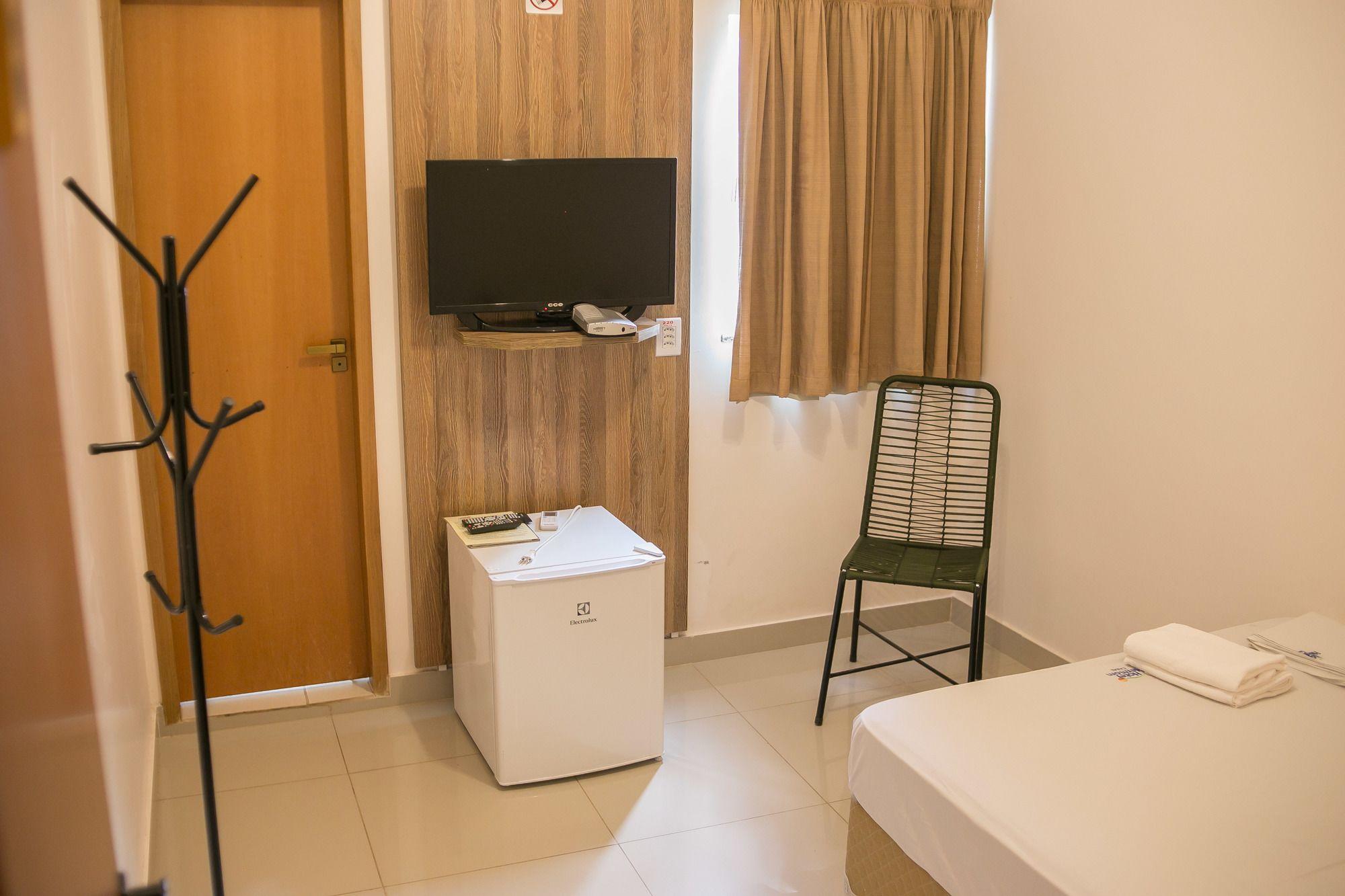 M & A Hotel Goiânia Esterno foto
