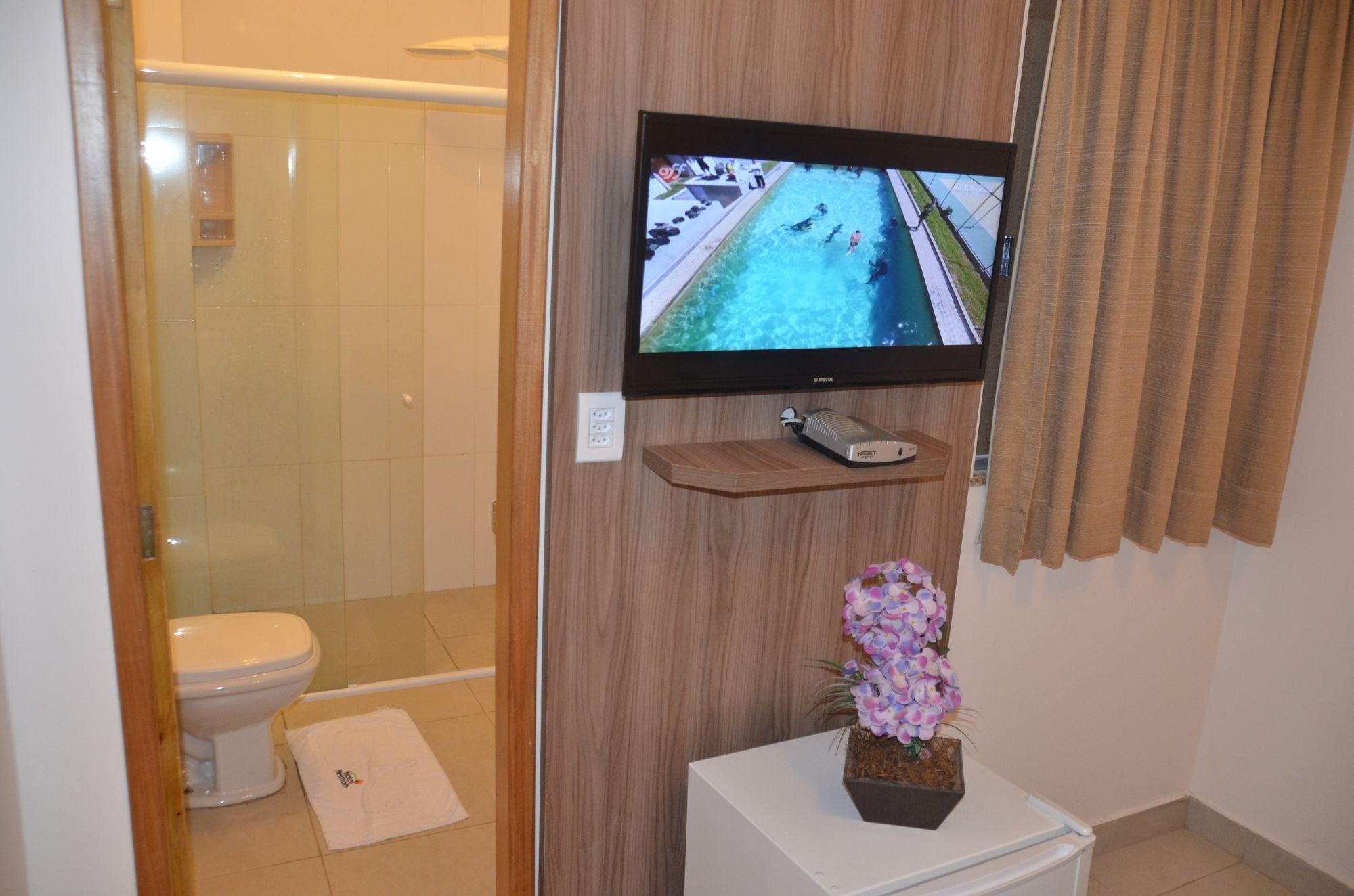 M & A Hotel Goiânia Esterno foto
