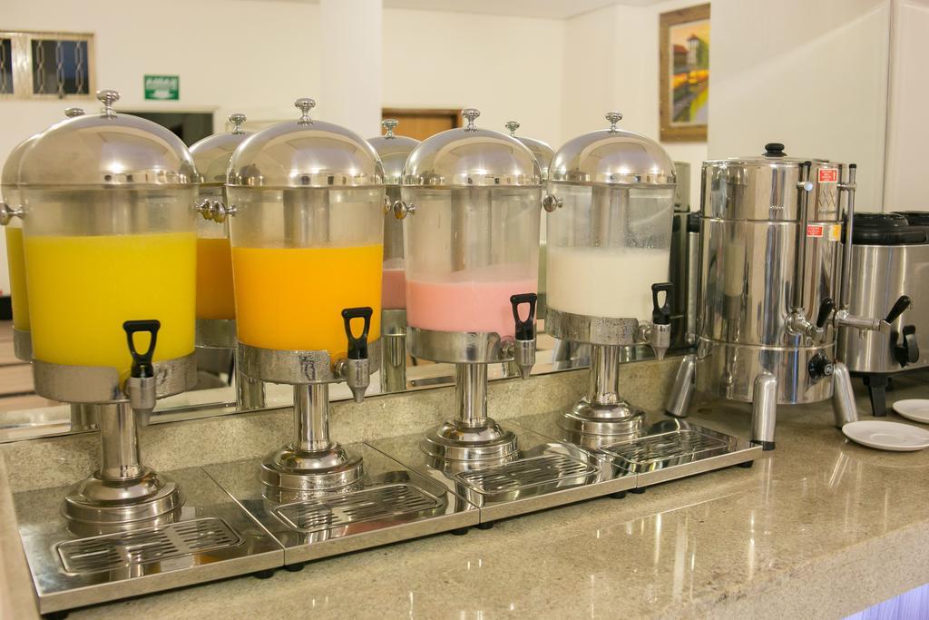 M & A Hotel Goiânia Esterno foto